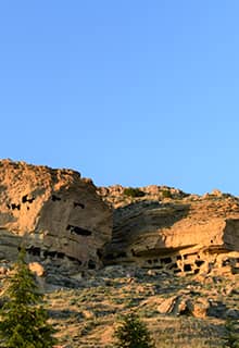 Manazan Caves