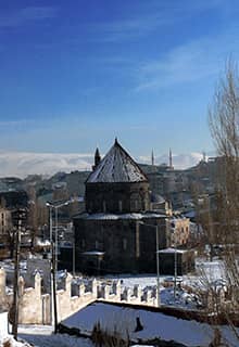 Mosquée Kümbet aussi appelée l’Eglise des 12 Apôtres