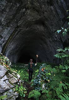 Ilgarini Cave