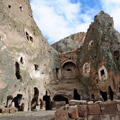 Iglesia Yılanlı, Soğanlı