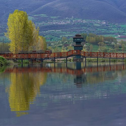 Kaz Lake