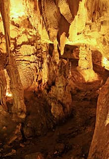 Grotte de Dupnisa