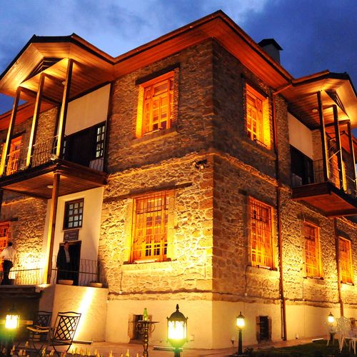 Ağalar Konağı