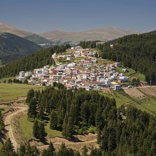 Kümbet Plateau