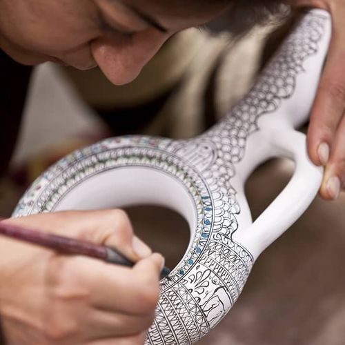 نقاشی گلدان سرامیکی