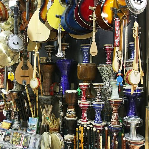 Eine Auswahl an Musikinstrumenten