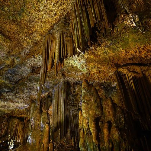 Astım Cave