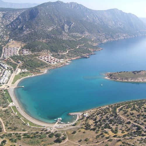 Tisan Bay