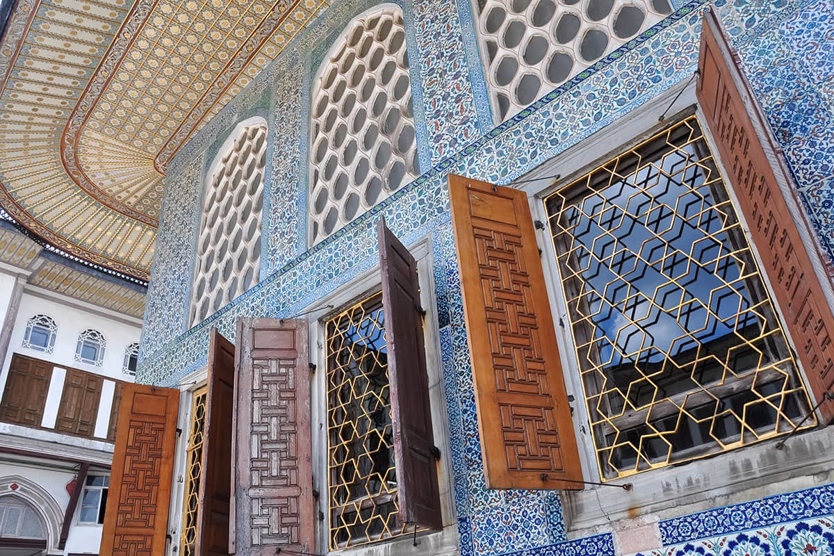 Blog Image - Traditional Turkish Handicrafts and Their History