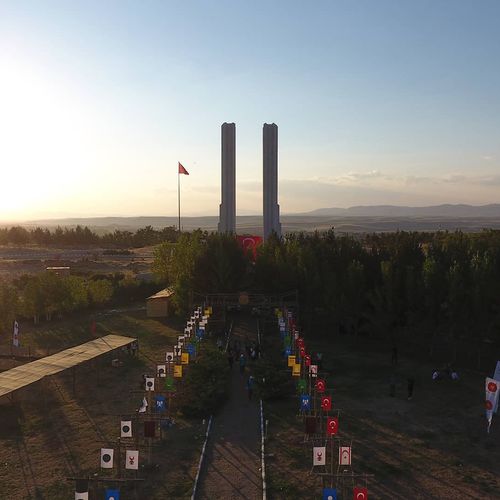 Zafer Anıtı