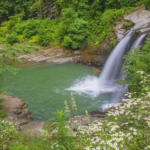 Karaoluk Waterfall