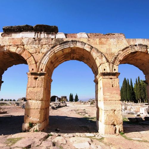 Frontinus Kapısı