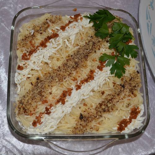Cheese Noodle with Walnut