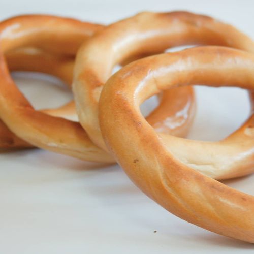 Rize Simit Bagel
