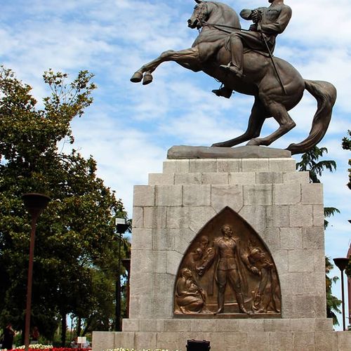 Ehrendenkmal
