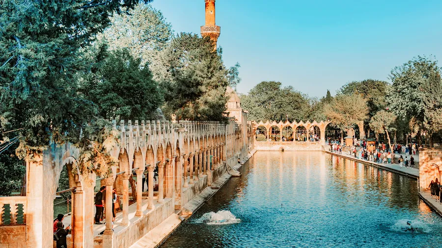 3-Day Şanlıurfa Route: History, Culture and Cuisine