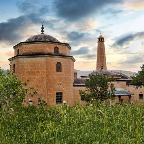 İsmail Fakirullah and İbrahim Hakkı Tombs