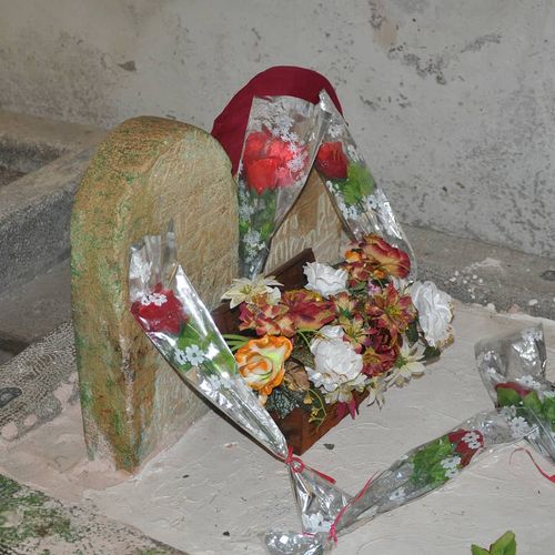 Memuzin Türbesi