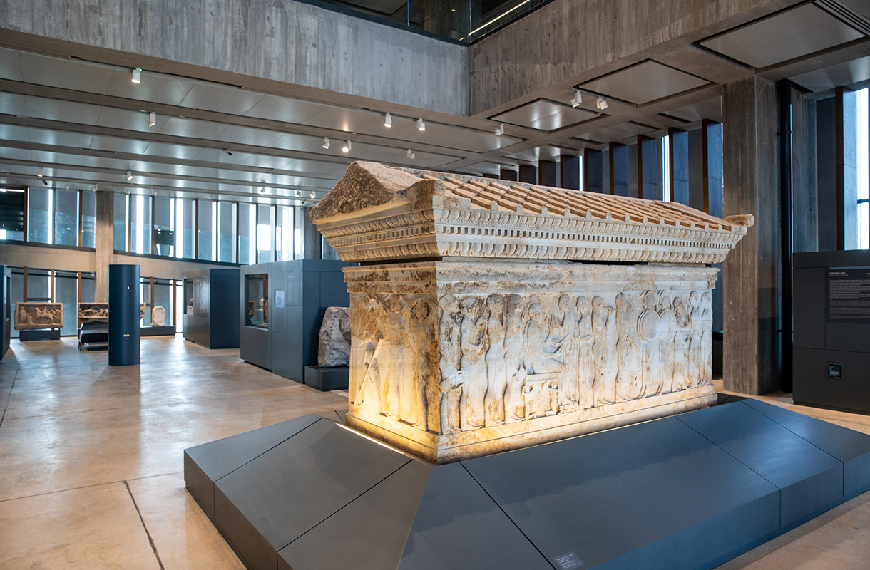 2-Day Route Through the Archaeological Site of Troy and Apollon Smintheion box