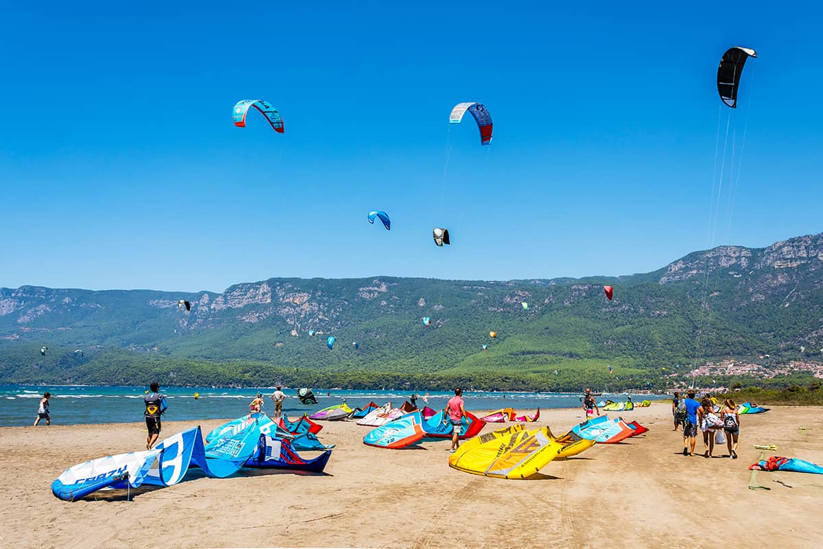Blog Image - Wind Sports in Türkiye: How to Catch the Wind
