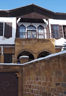Karslıoğlu Konak (Villa)